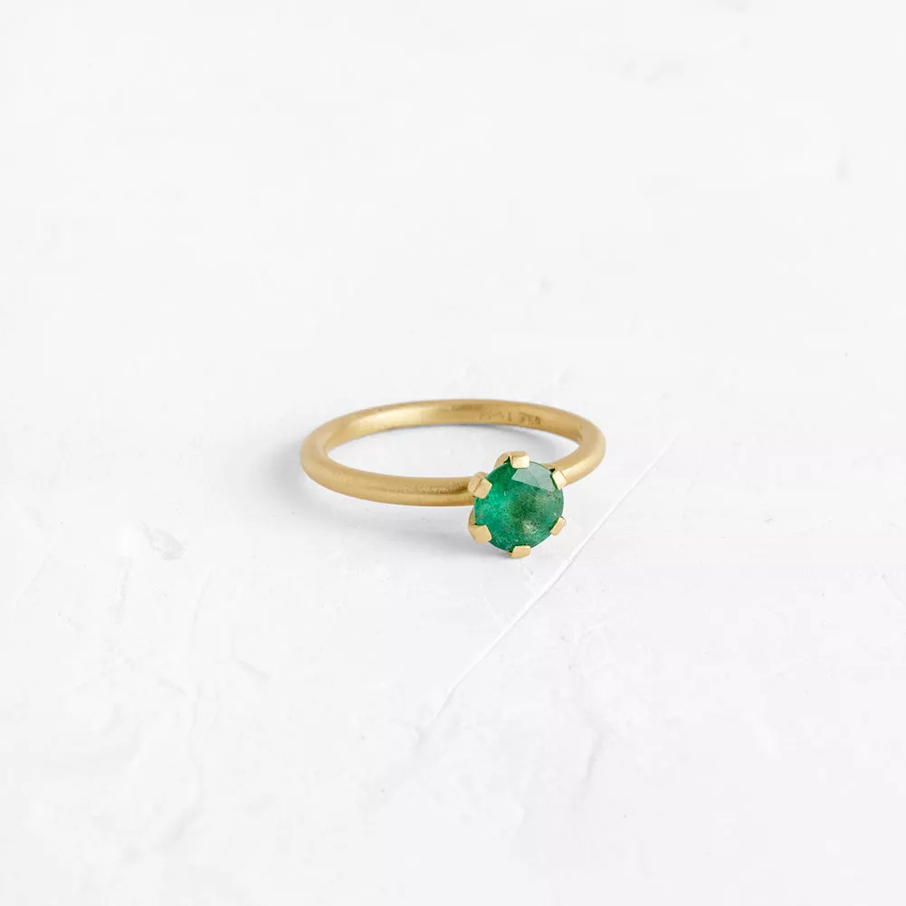 Flower Stud Ring with Emerald